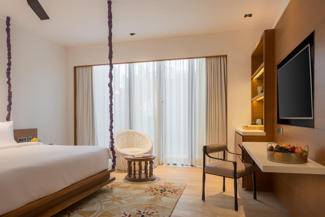 Azaya Beach Resort Goa Benaulim Bagian luar foto
