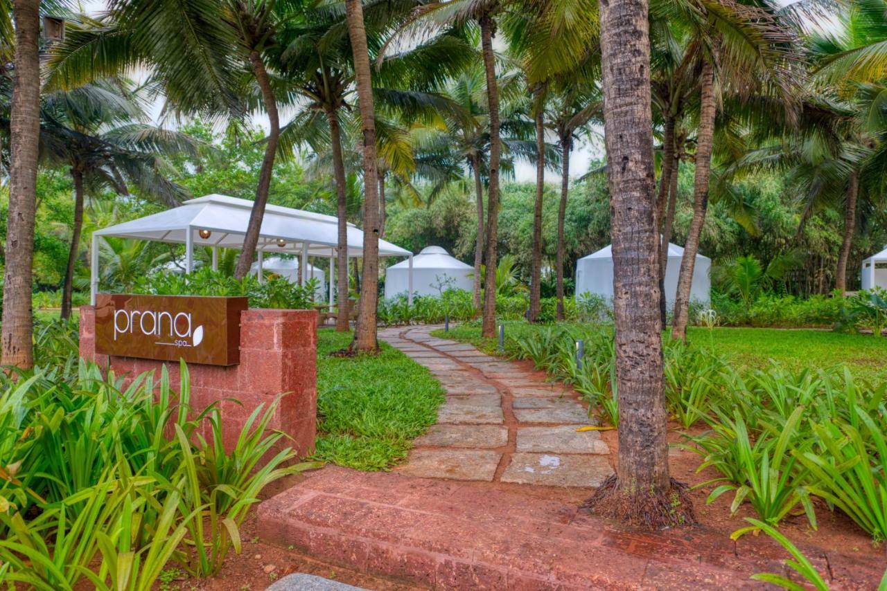 Azaya Beach Resort Goa Benaulim Bagian luar foto